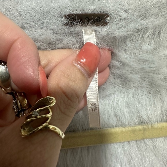 FREE PEOPLE Faux Fur Cardi Sweater Cardigan Silver XS $148 NWOT - Picture 3 of 5